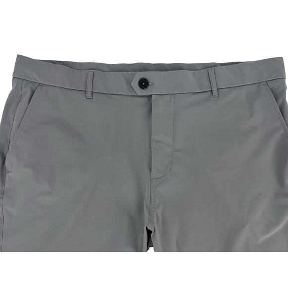 Greyson Men’s Montauk Short 10" Size 38 Gray Chino Golf Performance Stretch EUC - Picture 2 of 9